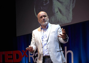 Enda O’Doherty giving his TEDx talk, motivational speaker Ireland